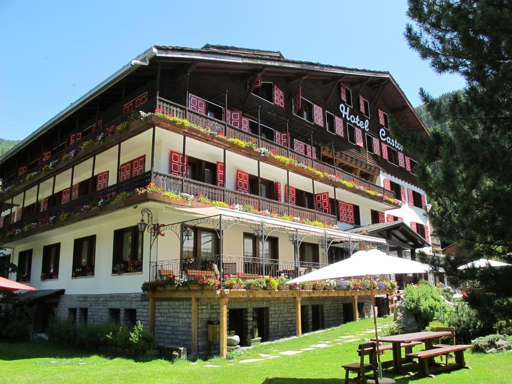 Hotel Castor Champoluc Eksteriør bilde